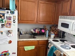 7 Horseshoe Drive, Holbrook NY 11741