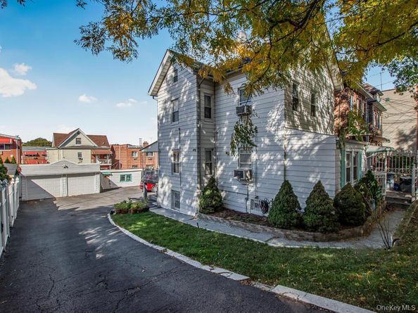 4613 Carpenter Avenue, Bronx NY 10470