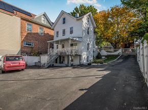 4613 Carpenter Avenue, Bronx NY 10470