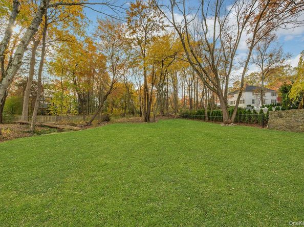 32 Sycamore Road, Scarsdale NY 10583