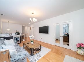 4 Wright Drive, Chappaqua NY 10514