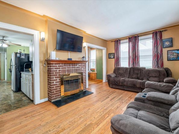 36 Hudson Avenue, Valley Stream NY 11580