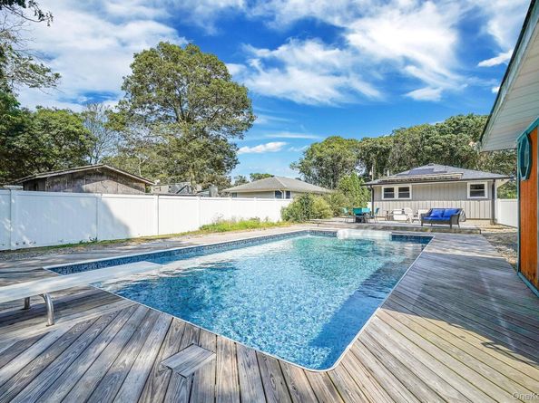 370 Whittier Drive, Mastic Beach NY 11951