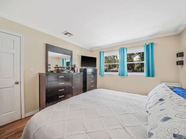 370 Whittier Drive, Mastic Beach NY 11951