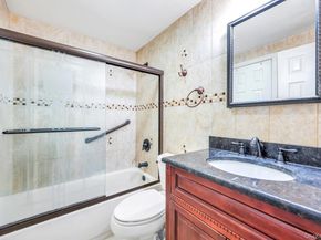 75 White Pine Way, Medford NY 11763