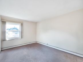 75 White Pine Way, Medford NY 11763