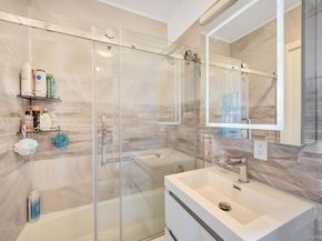 139-21 85th Drive 5B, Briarwood NY 11435