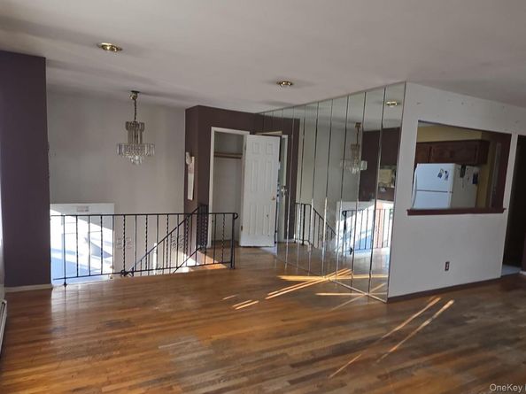 209 N Grove Street, Valley Stream NY 11580