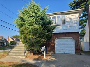 209 N Grove Street