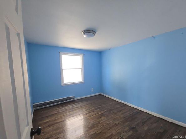 209 N Grove Street, Valley Stream NY 11580