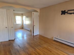 209 N Grove Street, Valley Stream NY 11580
