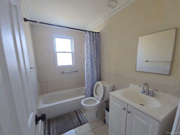 209 N Grove Street, Valley Stream NY 11580