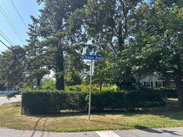 239 Ocean Avenue, Brentwood NY 11717
