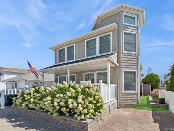 33 beach 221 Street 0, Breezy Point NY 11697