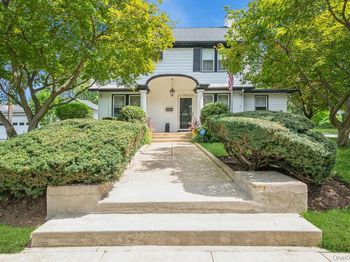 324 Linden Place