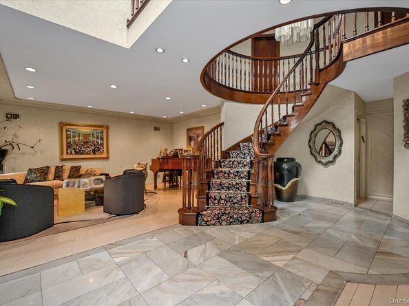 138-45 78th Drive, Kew Garden Hills NY 11367