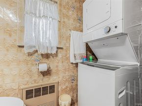 10-08 147th St, Whitestone NY 11357
