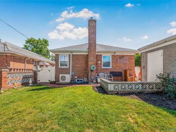 10-08 147th St, Whitestone NY 11357
