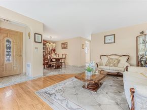 10-08 147th St, Whitestone NY 11357
