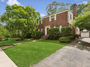 161 Midgely Drive, Hewlett NY 11557