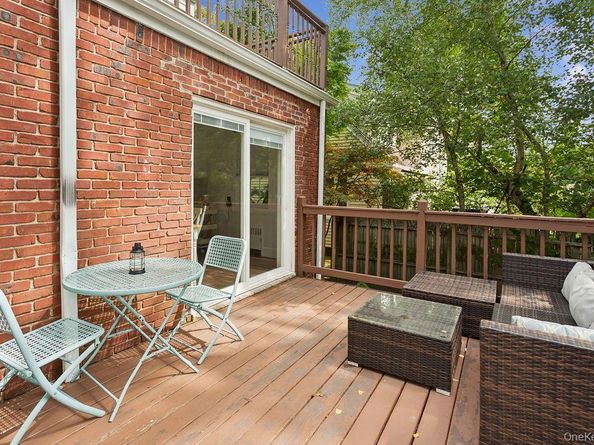 161 Midgely Drive, Hewlett NY 11557