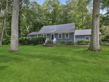10 Goose Hill Road