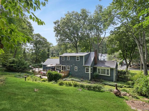 10 Goose Hill Road, Cold Spring Harbor NY 11724