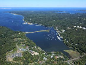 10 Goose Hill Road, Cold Spring Harbor NY 11724