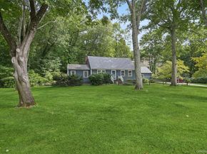 10 Goose Hill Road, Cold Spring Harbor NY 11724