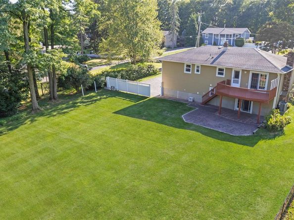 2862 Mead Street, Yorktown Heights NY 10598