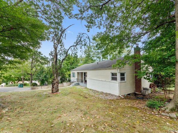101 Cresthill Road, Yonkers NY 10710