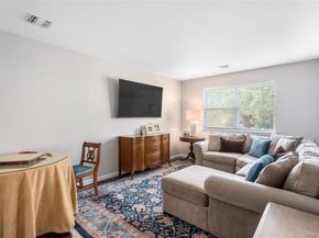 130 Hampton Vista Drive, Manorville NY 11949