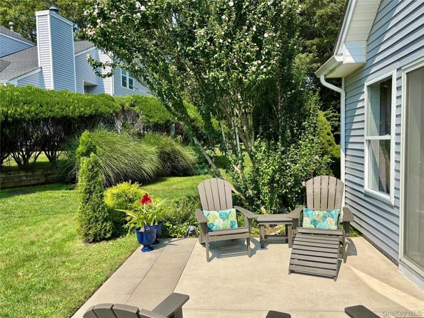 130 Hampton Vista Drive, Manorville NY 11949