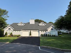 130 Hampton Vista Drive, Manorville NY 11949