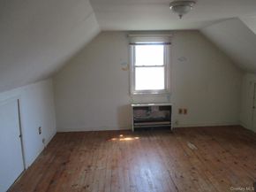 91 Doges Promenade, Lindenhurst NY 11757