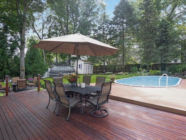 1 Earl Road, Melville NY 11747
