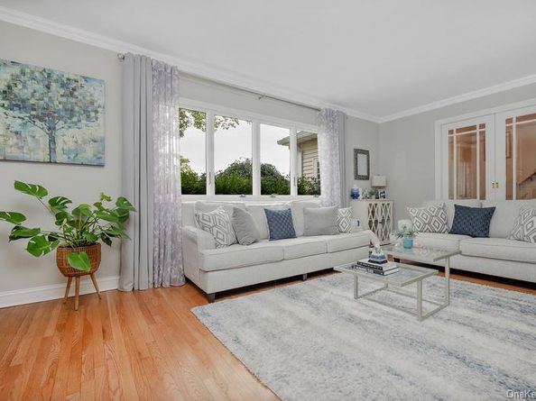 1 Earl Road, Melville NY 11747