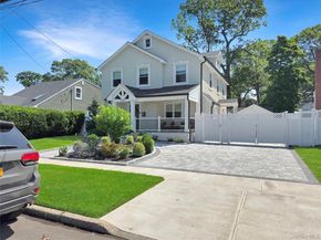 2593 Loftus Avenue, Oceanside NY 11572