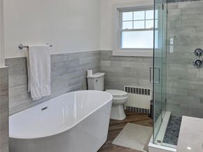 2593 Loftus Avenue, Oceanside NY 11572