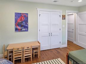 2593 Loftus Avenue, Oceanside NY 11572