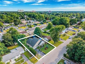 32 Tamarack Street, Central Islip NY 11722