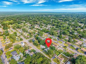 32 Tamarack Street, Central Islip NY 11722