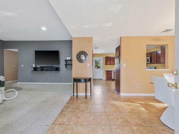 32 Tamarack Street, Central Islip NY 11722
