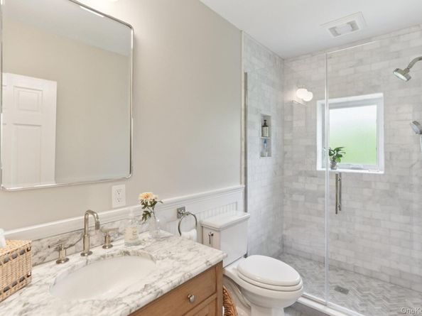 27 Soundview Place, Locust Valley NY 11560