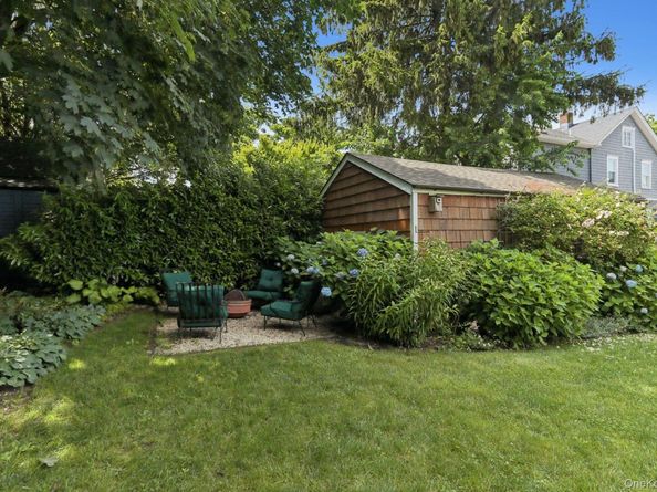 27 Soundview Place, Locust Valley NY 11560