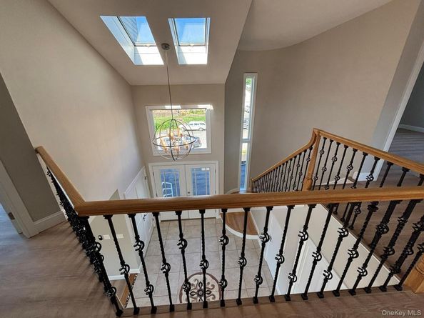 35 Adams Avenue, Bayville NY 11709