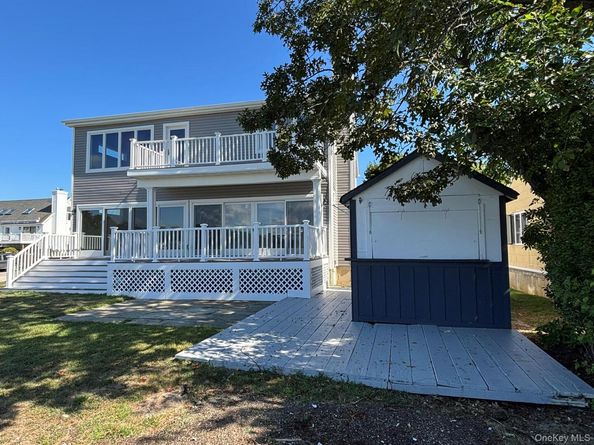 35 Adams Avenue, Bayville NY 11709