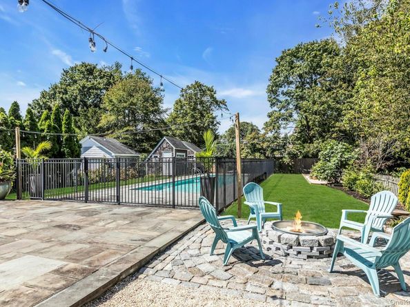 44 Bay Avenue, Bayport NY 11705
