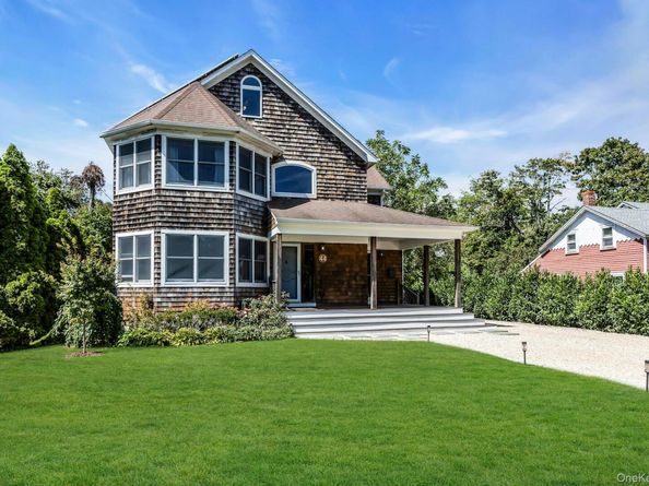 44 Bay Avenue, Bayport NY 11705