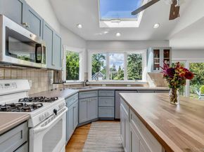 44 Bay Avenue, Bayport NY 11705